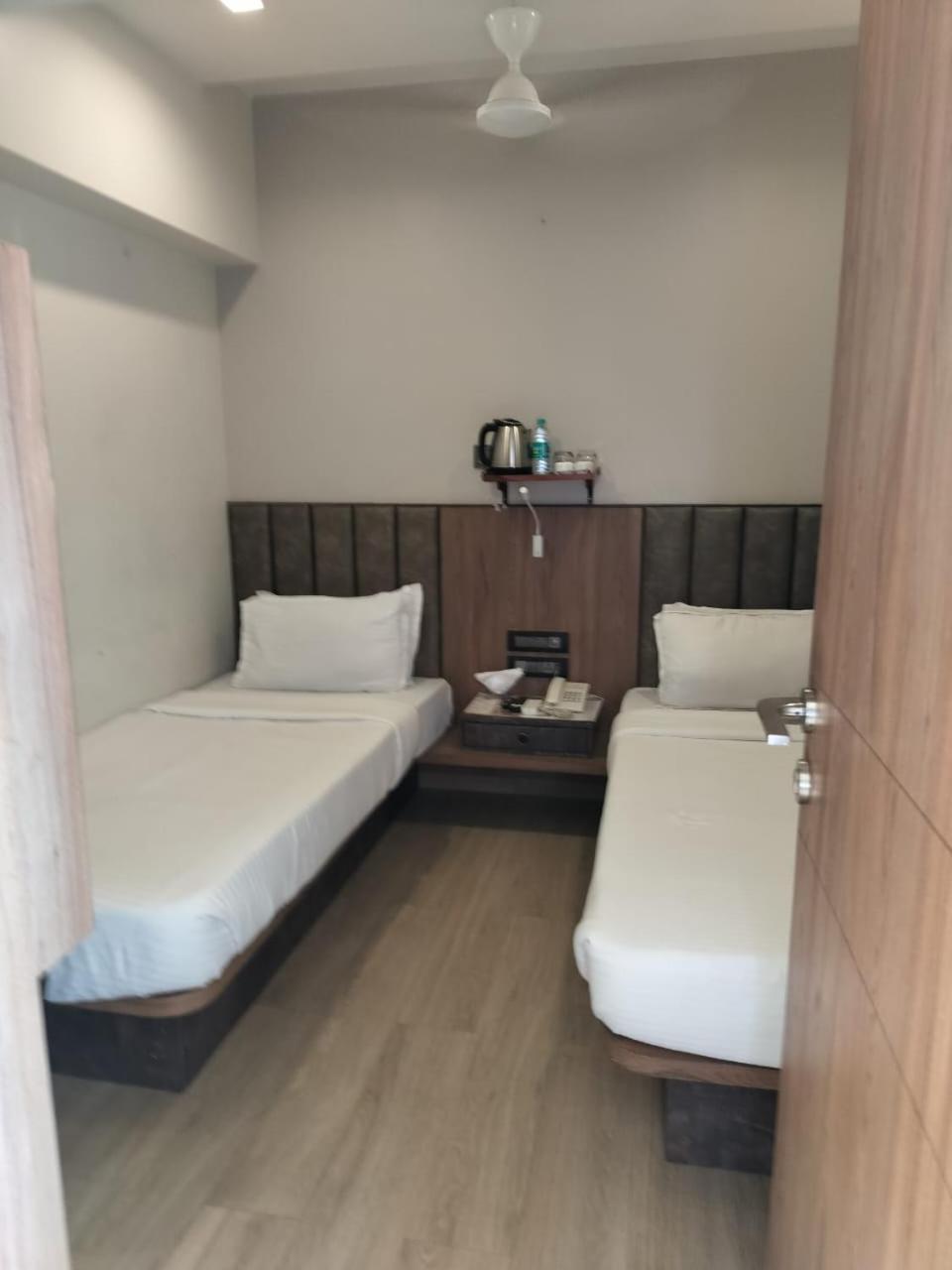 Hotel Olten Bombay Extérieur photo